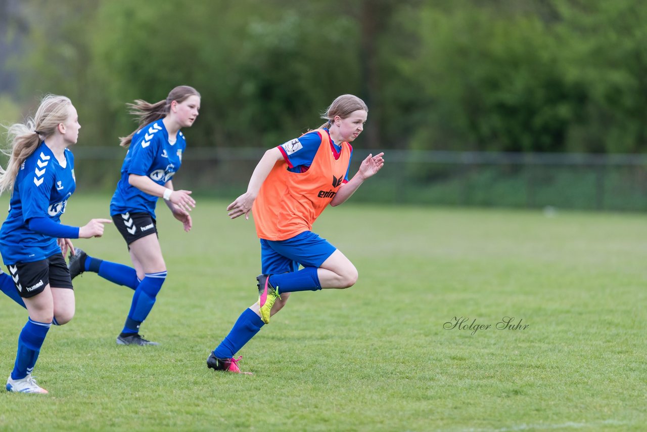 Bild 306 - wCJ VfL Pinneberg - Alstertal-Langenhorn : Ergebnis: 0:8